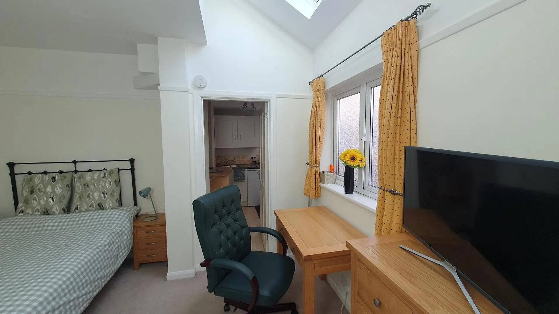 Merton House, Fully Serviced Studio Apartment location